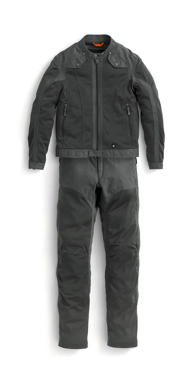 Style: The Banana Republic Flight Suit